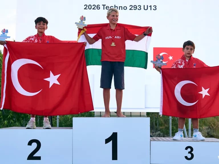 Körtvélyesi Antal 7.b osztályos tanulónk szörf eredményei