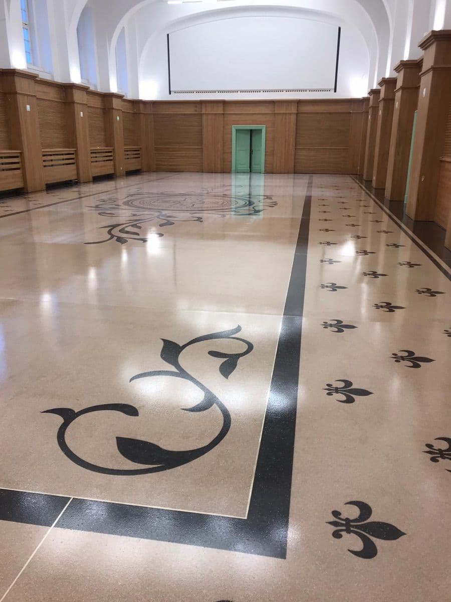 Az Ebédlő különleges terazzo padlója