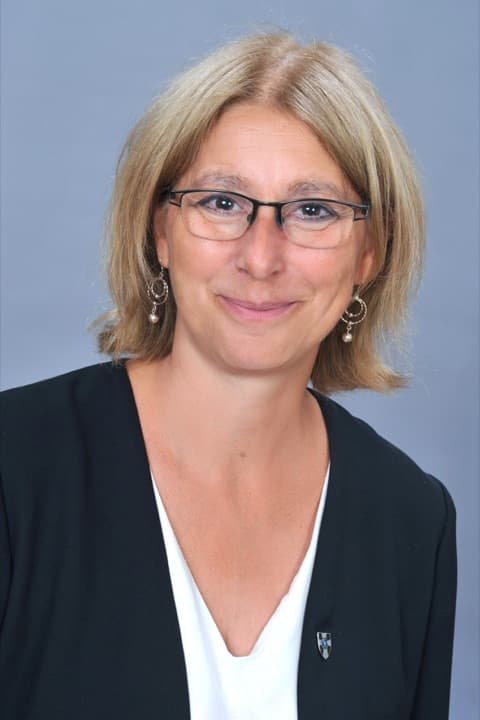 Szabóné Hidvéghi Zsófia Éva