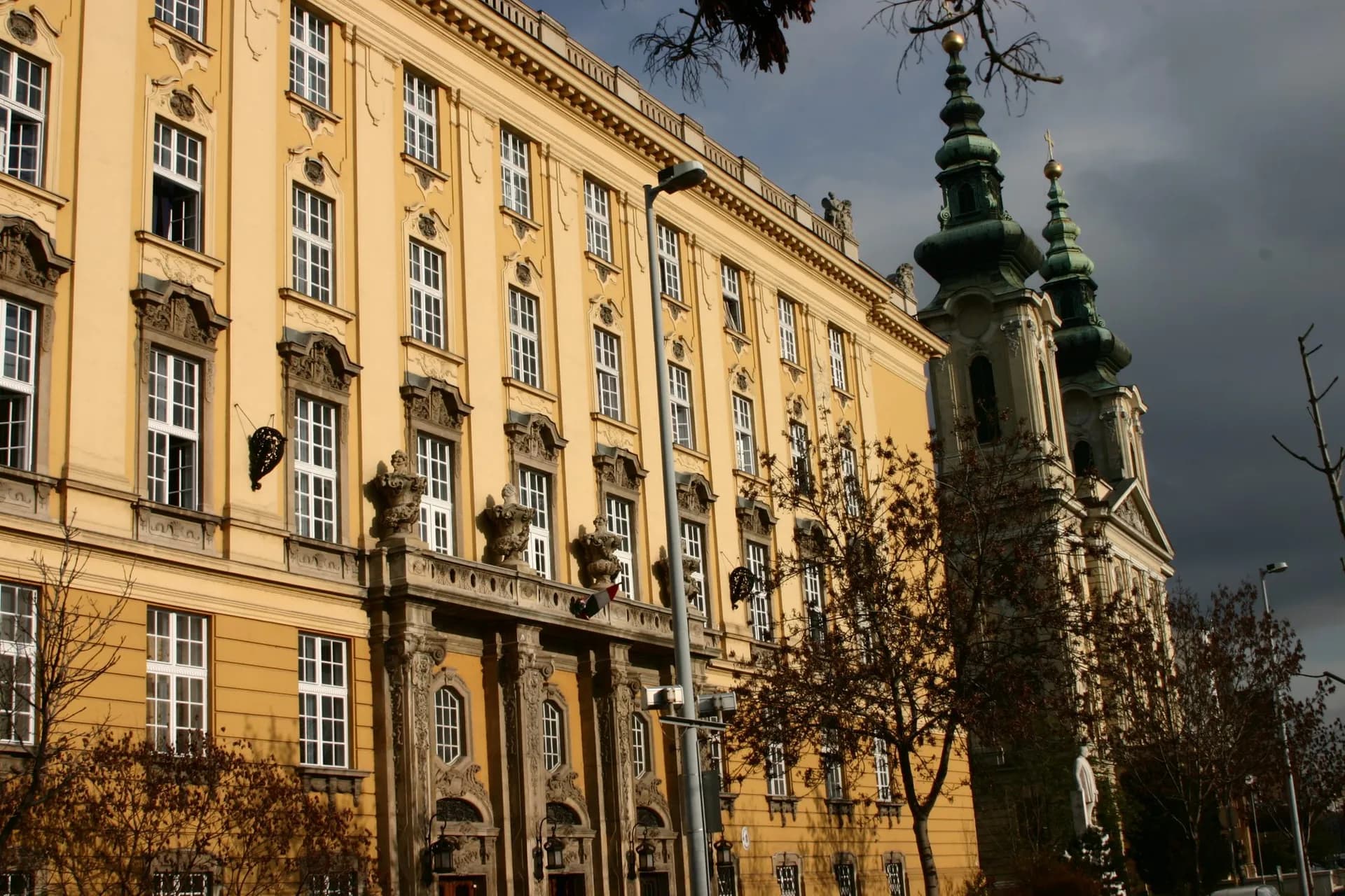 Tankönyvosztás